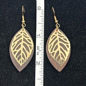 Wooden and gold tone lightweight leaf earrings